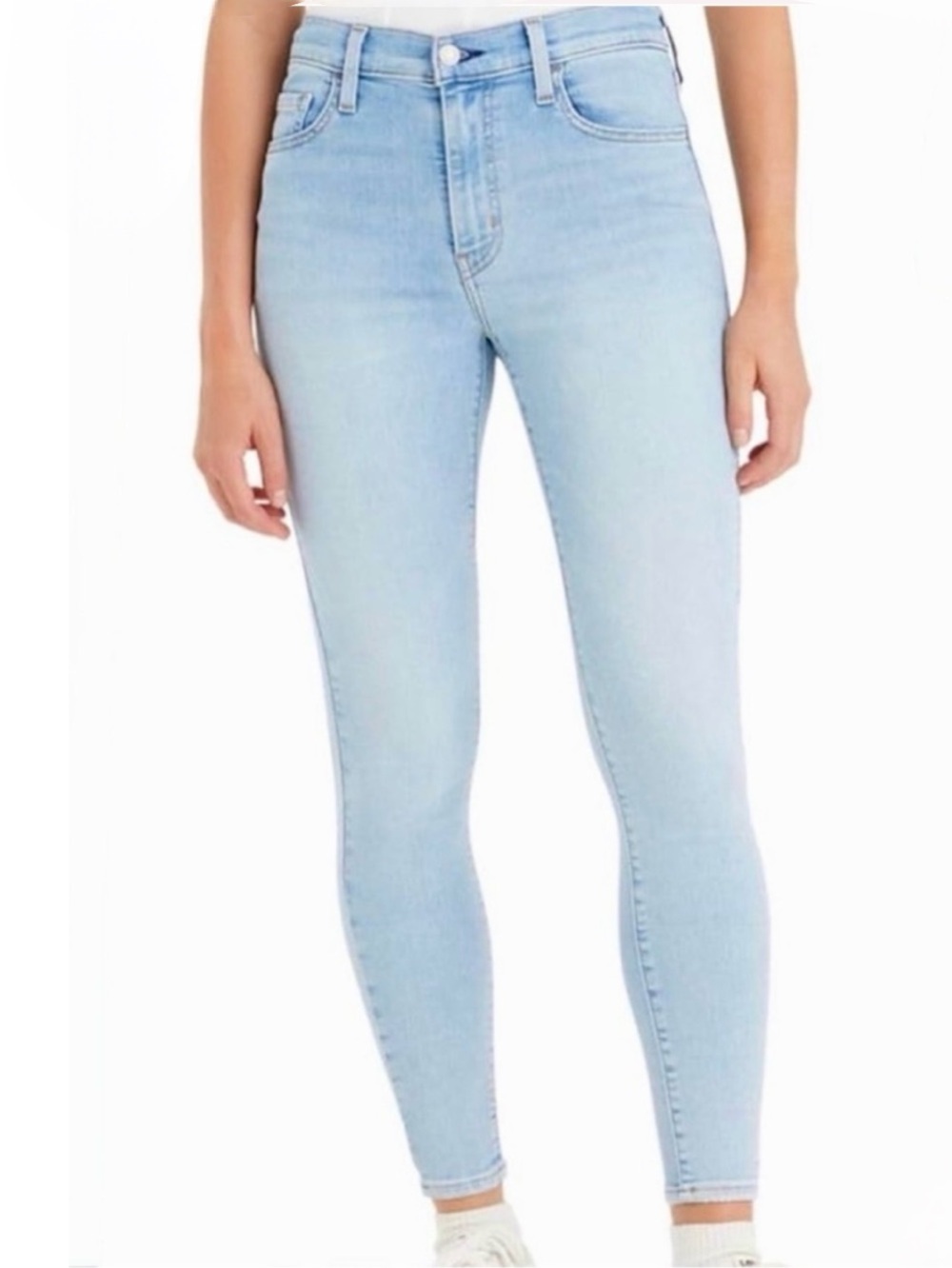 NWT D. Jeans High Rise Ankle~light wash~size 6